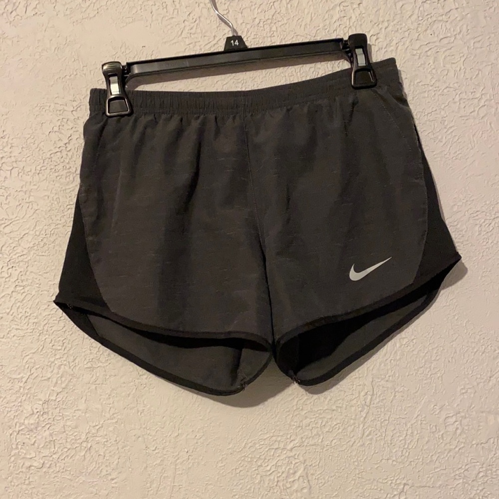 Grey Nike shorts size small